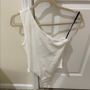 One shoulder rib body suit